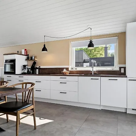 Vakantiehuis 4 Bedroom In Haderslev