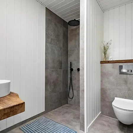 4 Bedroom In Vakantiehuis Haderslev