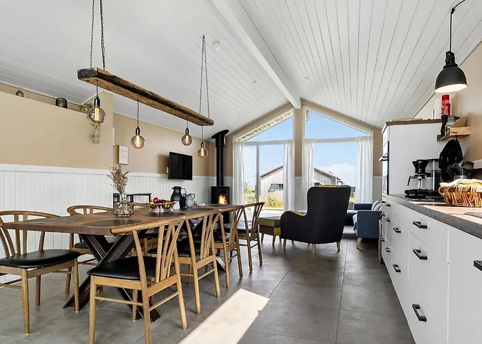 4 Bedroom In בית נופש