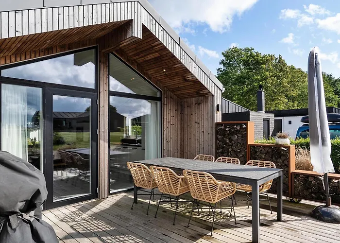 4 Bedroom In